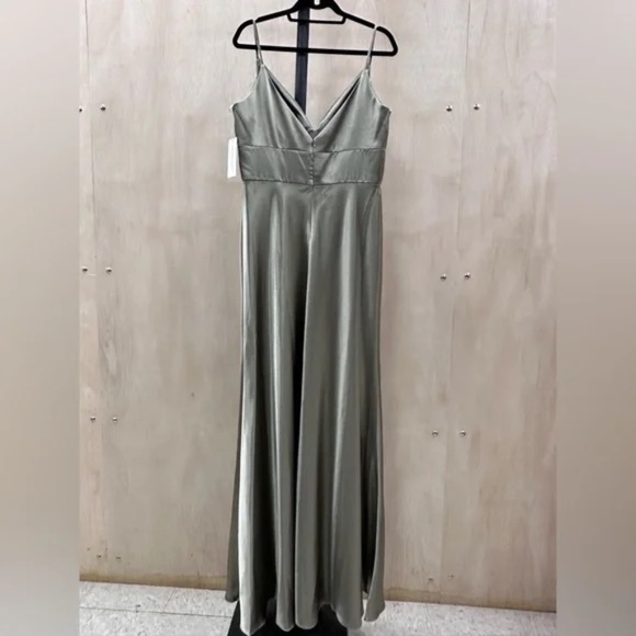 Jenny Yoo Brenna style Sage long cocktail gown/bridesmaid dress NWT sz 14 - Picture 2 of 16